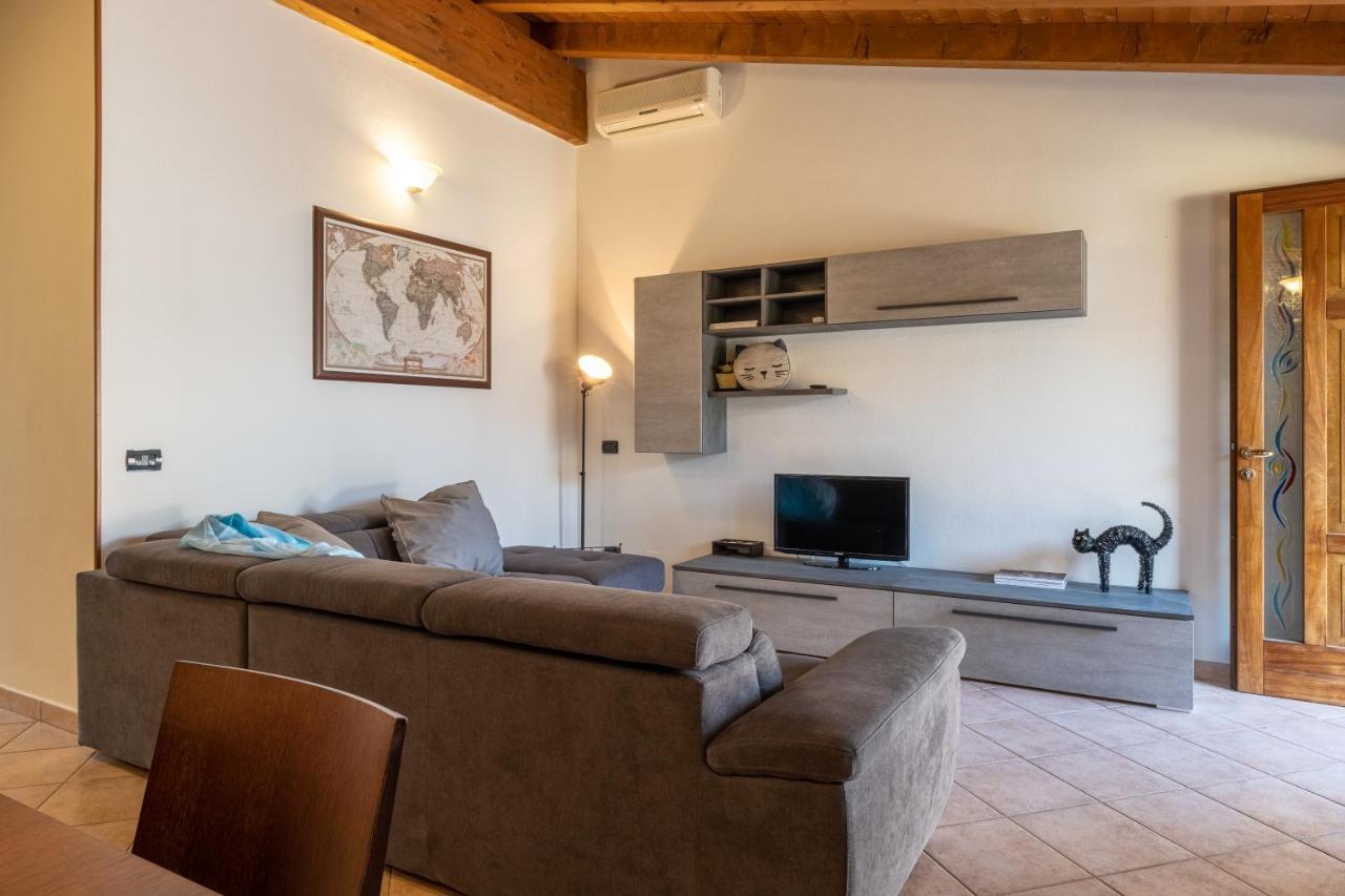 Casa Del Gatto Apartment Paratico Bagian luar foto