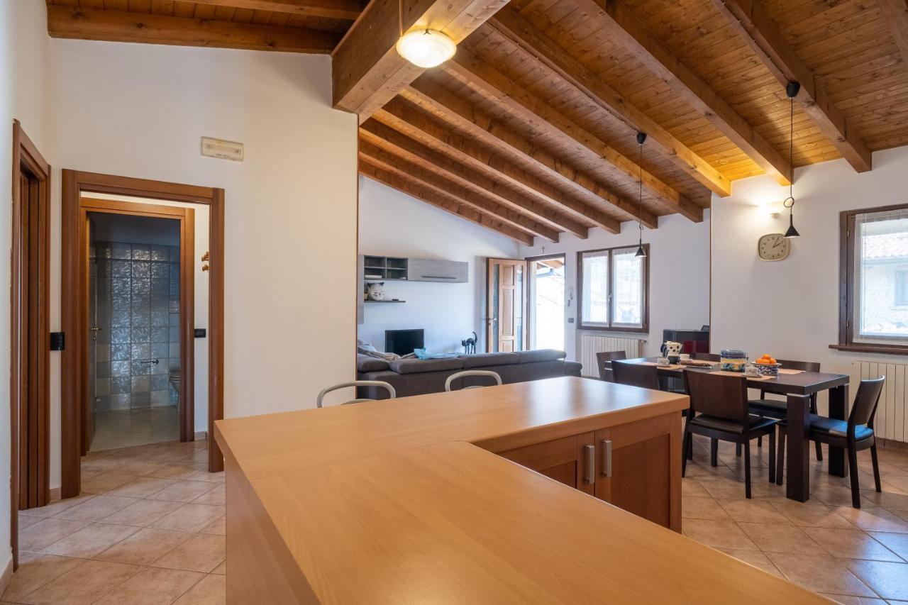 Casa Del Gatto Apartment Paratico Bagian luar foto