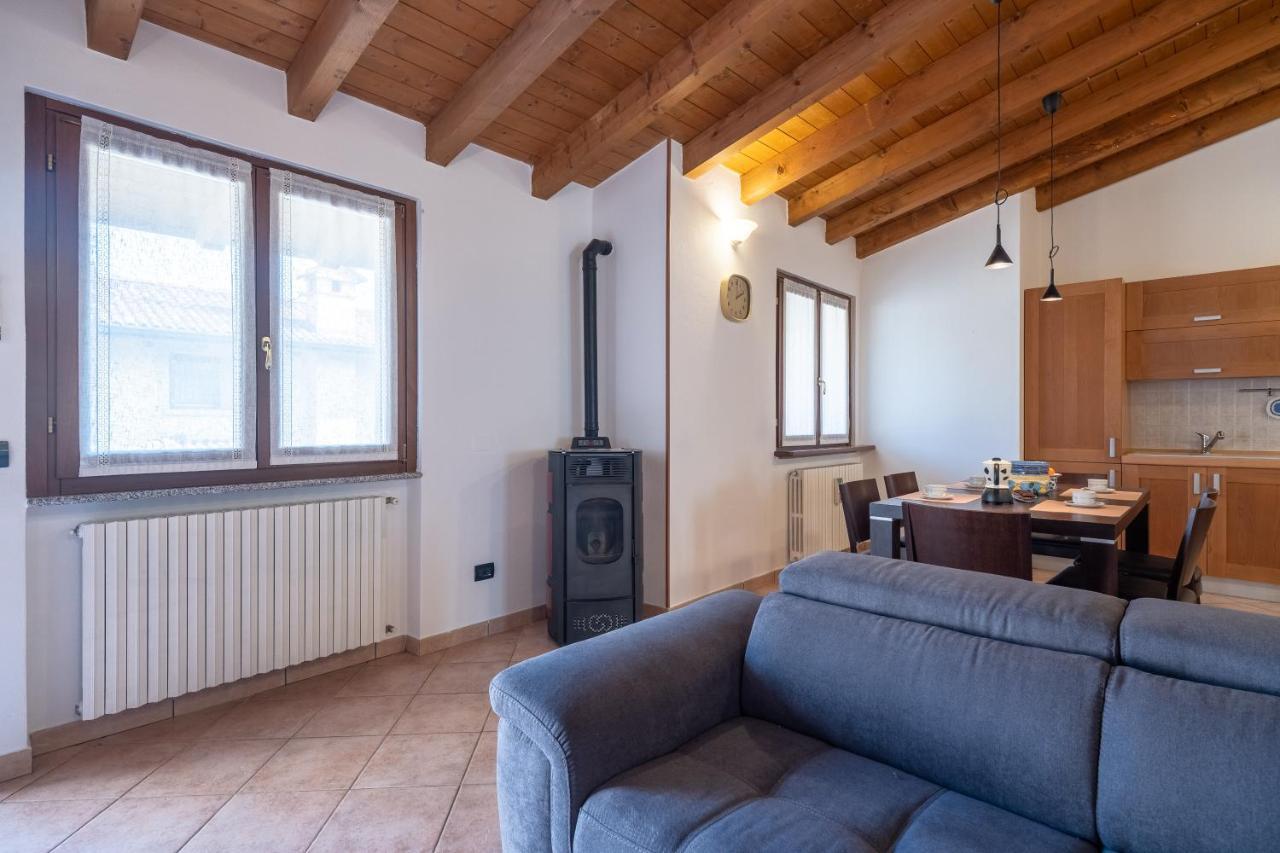 Casa Del Gatto Apartment Paratico Bagian luar foto